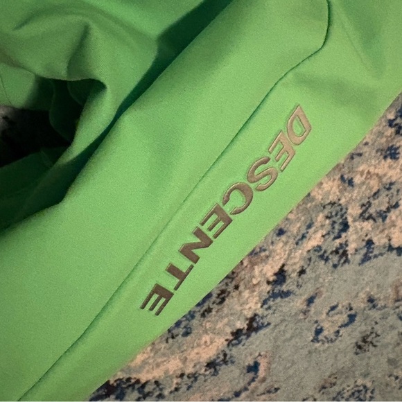 Green DESCENTE Hooded Jacket - Picture 2 of 9